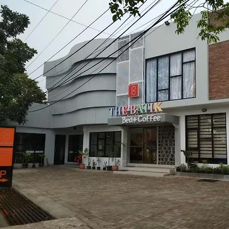 Hotel The Batik Bed And Coffee Bandung